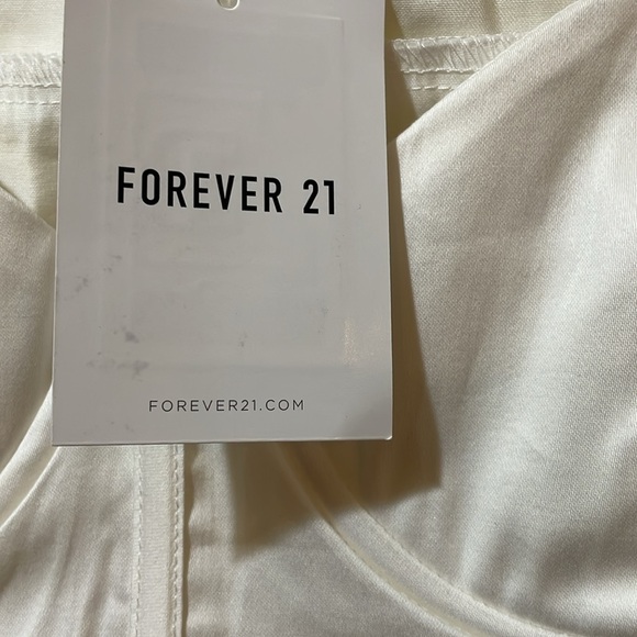 Womens New Forever 21 White Crop Top - Picture 2 of 7